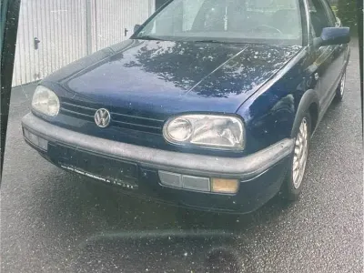 Gebraucht VW Golf Cabriolet 101 PS (74 kW) 1996 Blau Cabrio