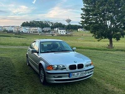 Gebraucht BMW 316 105 PS (77 kW) 2001 Silber Limousine