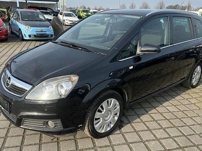 Schwarz Gebraucht 2007 Opel Zafira Edition Van / Kleinbus | 2.999 € (Fairer Preis)