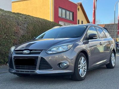 Gebraucht Ford Focus Titanium 150 PS (110 kW) 2012 Braun Kombi
