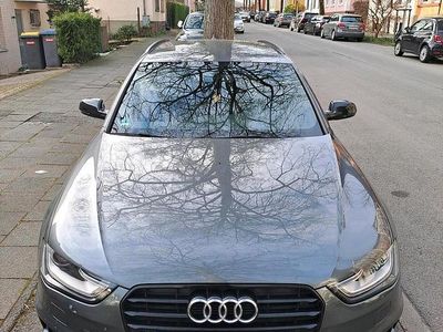 Gebraucht Audi A4 170 PS (125 kW) 2015 Grau Kombi