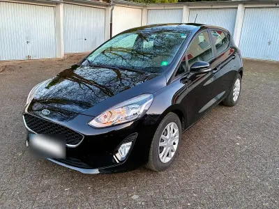 Gebraucht Ford Fiesta Cool & Connect 101 PS (74 kW) 2018 Schwarz Kleinwagen