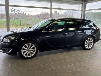 Smaragd gruen (mi) Gebraucht 2017 Opel Insignia Innovation Kombi | 12.600 € (Guter Preis)