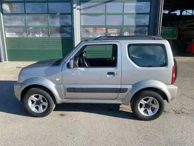 Gebraucht Suzuki Jimny 84 PS (61 kW) 2015 Silber SUV