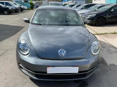 Gebraucht VW Beetle Design 105 PS (77 kW) 2012 Platinum grey metallic Kleinwagen