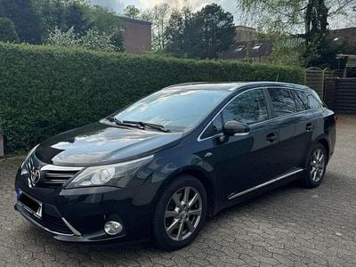 Gebraucht Toyota Avensis 150 PS (110 kW) 2013 Schwarz Kombi