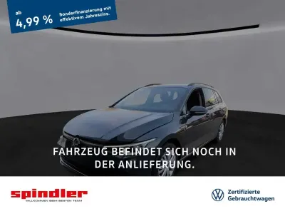 Używany VW Golf VIII Style 150 KM (110 kW) 2022 Szary Kombi