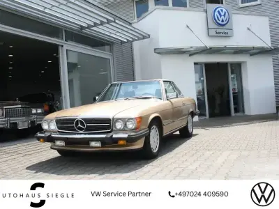 Gebraucht Mercedes 560 231 PS (169 kW) 1987 Gold Cabrio