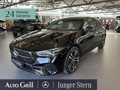Gebraucht Mercedes CLA180 Shooting Brake Night 136 PS (100 kW) 2024 Metalliclack kosmosschwarz Kombi
