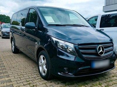 Gebraucht Mercedes Vito 190 PS (139 kW) 2023 Grau Van