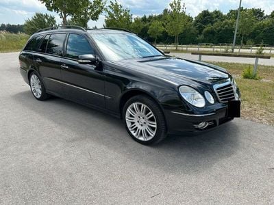 Mercedes E320