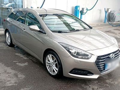 gebraucht Hyundai i40 1.7Crdi Premium