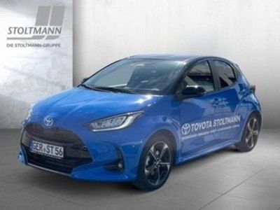 Gebraucht Toyota Yaris Hybrid Edition 131 PS (96 kW) 2024 Neptune blue metallic, dach schwarz Limousine