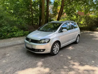 Gebraucht VW Golf Plus Comfortline 160 PS (117 kW) 2009 Silber Van / Kleinbus