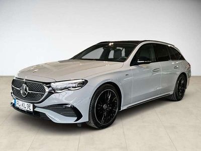 Gebraucht Mercedes E300 AMG line 313 PS (230 kW) 2025 Manufaktur lack manufaktur alp Kombi