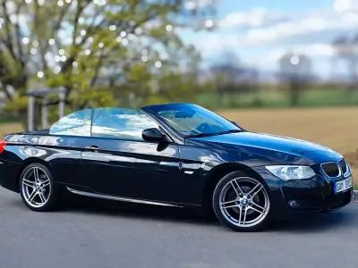 Gebraucht BMW 320 Cabriolet Comfort Edition 170 PS (125 kW) 2014 Schwarz Cabrio