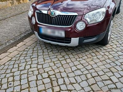 Gebraucht Skoda Yeti 104 PS (76 kW) 2013 Rot SUV