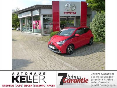 Second-hand Toyota Aygo X-play 72 CP (52 kW) 2021 Roșu Hatchback