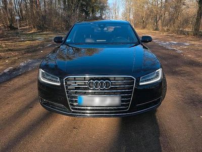 Second-hand Audi A8 Comfort 258 CP (189 kW) 2013 Negru Berlinǎ