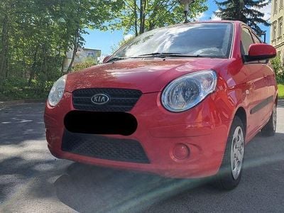 Second-hand Kia Picanto Vision 65 CP (47 kW) 2011 Roșu Hatchback