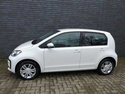 Gebraucht VW up! high up! 75 PS (55 kW) 2018 Weiß Kleinwagen