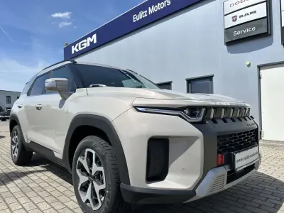 Neu KGM Torres 163 PS (119 kW) 2026 Beige SUV