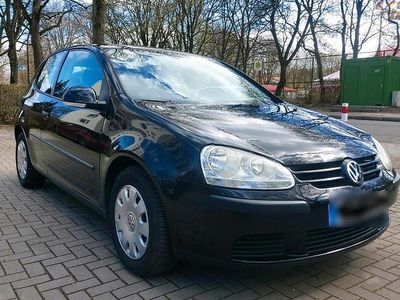 Gebraucht VW Golf V 75 PS (55 kW) 2005 Schwarz Kleinwagen