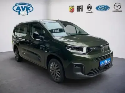 Gebraucht Citroën Berlingo 131 PS (96 kW) 2026 Grün Van / Kleinbus