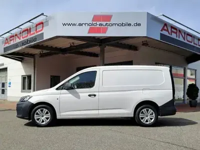 Gebraucht VW Caddy 102 PS (75 kW) 2025 Weiß Van / Kleinbus