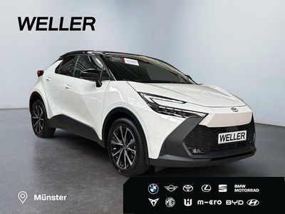 Neu Toyota C-HR Team 140 PS (102 kW) 2026 040)/ black (202) (weiss SUV