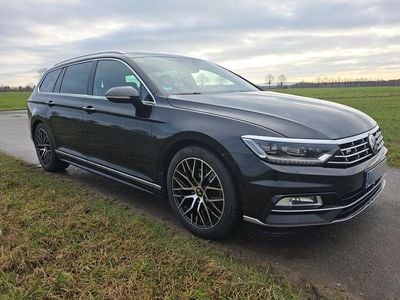 Second-hand VW Passat R-line 190 CP (139 kW) 2019 Negru Break