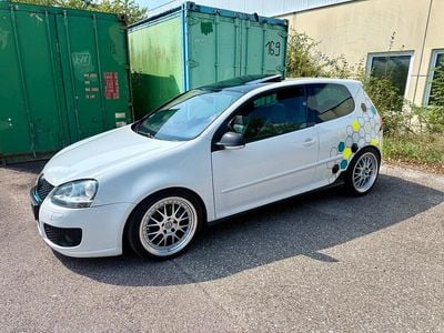 VW Golf V