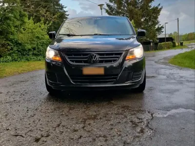 Używany VW Routan SEL 253 KM (186 kW) 2008 Czarny Minivan