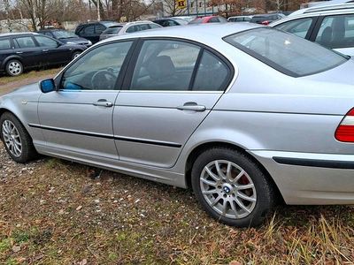 Gebraucht BMW 318 145 PS (106 kW) 2004 Grau Limousine