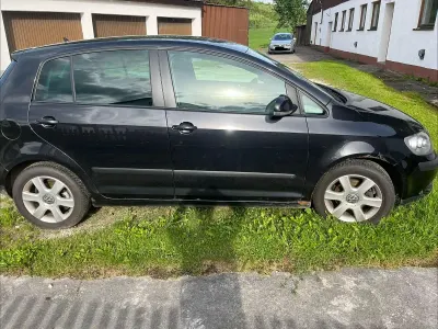 Gebraucht VW Golf Plus Cross Trendline 102 PS (75 kW) 2006 Schwarz Van / Kleinbus