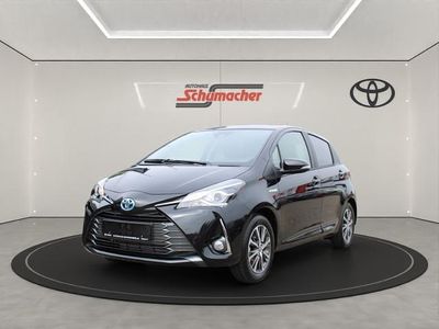 Usata Toyota Yaris Hybrid Team 101 CV (74 kW) 2020 Nero Utilitaria