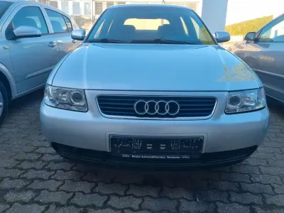 Używany Audi A3 102 KM (75 kW) 2000 Srebrny Hatchback