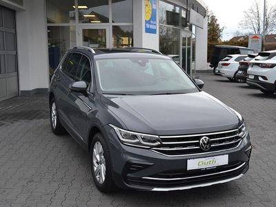 Gebraucht VW Tiguan Elegance 150 PS (110 kW) 2022 Grau SUV