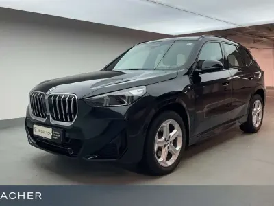 Gebraucht BMW X1 M Sport 156 PS (114 kW) 2024 Saphirschwarz metallic SUV