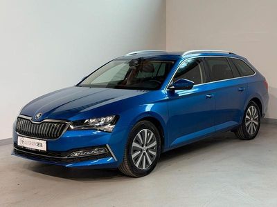Gebraucht Skoda Superb Style 218 PS (160 kW) 2023 Blau Kombi