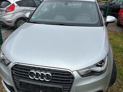 Usata Audi A1 Design 115 CV (84 kW) 2012 Argento Utilitaria