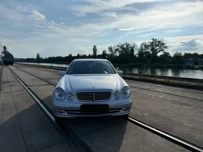 Gebraucht Mercedes E280 Avantgarde 231 PS (169 kW) 2006 Silber Limousine