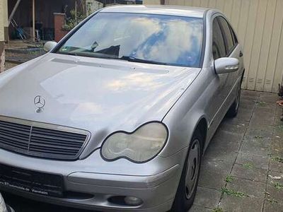 Mercedes C180