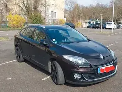 Gebraucht Renault Mégane Bose Edition 131 PS (96 kW) 2013 Braun Limousine