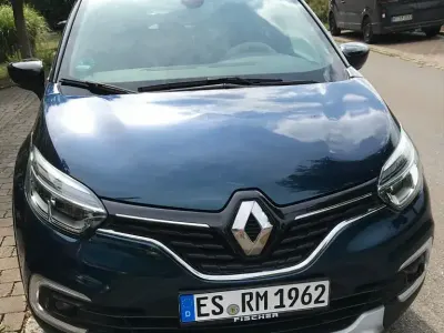 Gebraucht Renault Captur Collection 131 PS (96 kW) 2019 Grün SUV