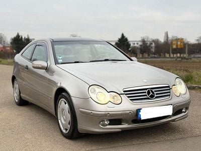 Mercedes 200