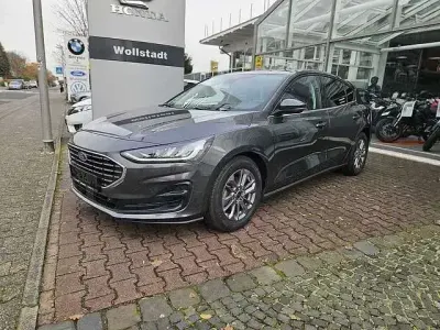 Używany Ford Focus Titanium S 125 KM (91 kW) 2023 Szary Sedan/Limuzyna