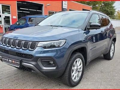 Gebraucht Jeep Compass Trailhawk 241 PS (177 kW) 2024 Blau SUV