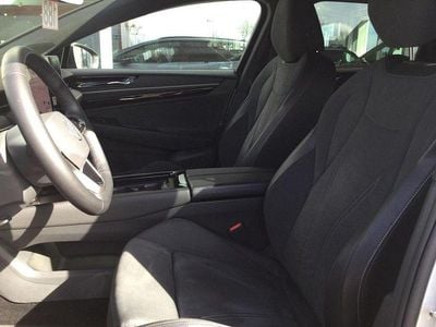 Gebraucht VW ID.7 Pro 210 kW (286 PS) 2025 Weiß Kombi