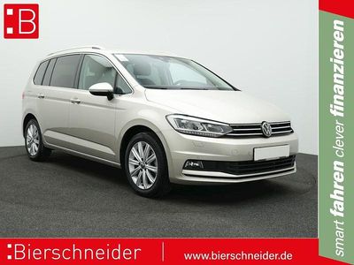 Silber Gebraucht 2024 VW Touran Highline Van / Kleinbus | 32.840 € (Guter Preis)
